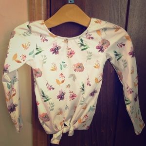 LC boutique tie front top